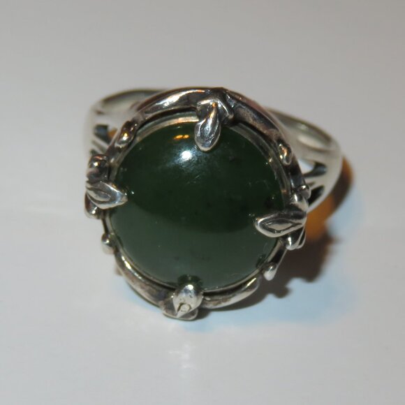 Large Round Jade Sterling Silver Ring Size 7.75 - Picture 8 of 17